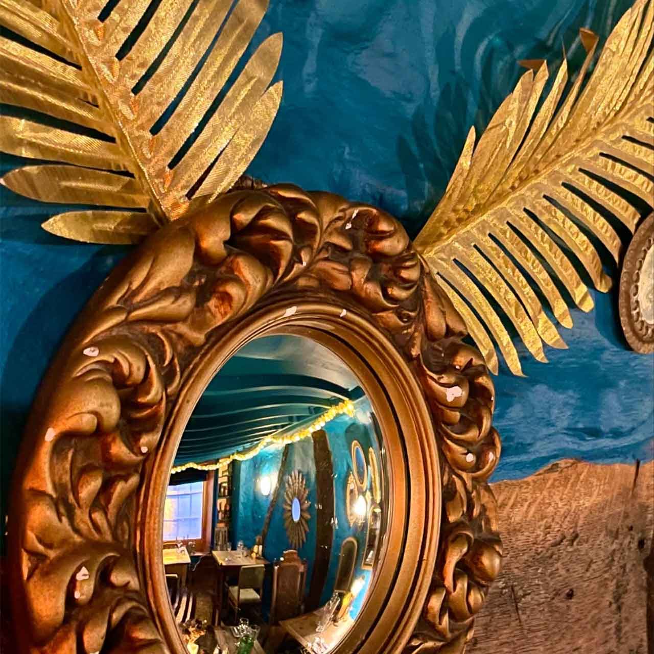 Matt's Kitchen blue and gold interior